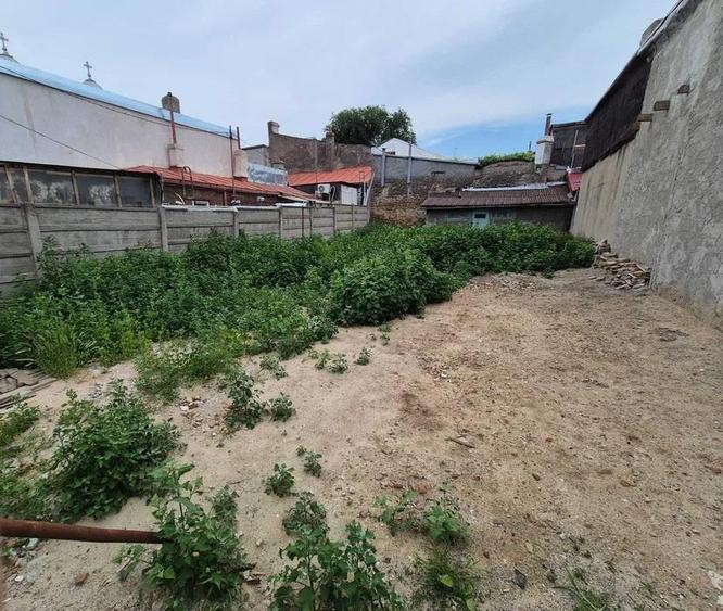 Teren intravilan de 220 mp, în Central
