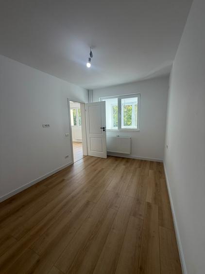 Apartament cu 2 camere semidecomandat în Titan