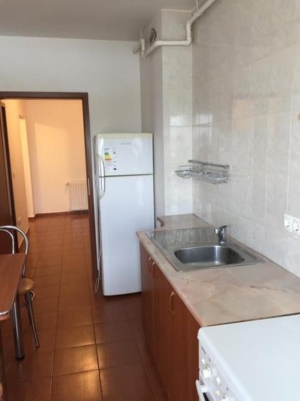 Apartament cu 2 camere decomandat în Aradului