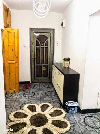 Apartament cu 3 camere decomandat în Unirii Nord