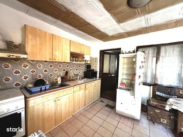 Casă cu 3 camere în Țelna