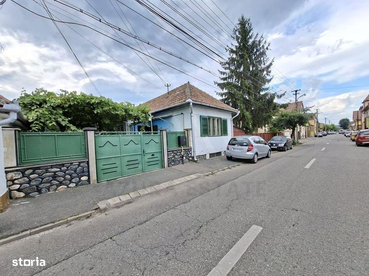 Casă cu 3 camere în Țiglari