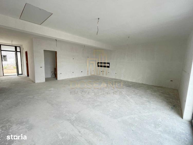 Casă cu 4 camere cu Teren 300 Mp în Sânmartin