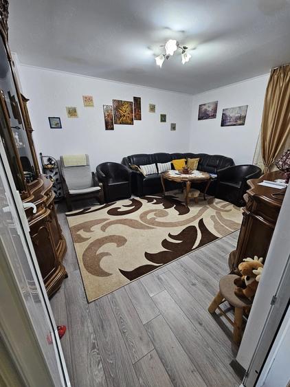 Casă cu Teren 1020 Mp în Teșila