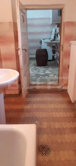 Casă individuală cu 5 camere cu Canalizare în Găești