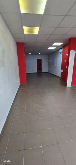 Spațiu comercial, de 64 mp, în Central