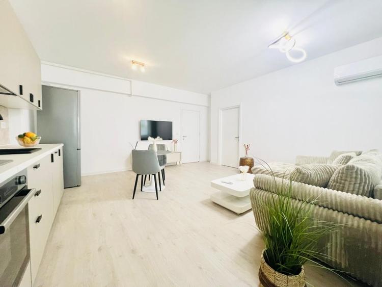 NOU /SUPERB /  COMPLET MOBILAT SI UTILAT / LOC PARCARE - 4