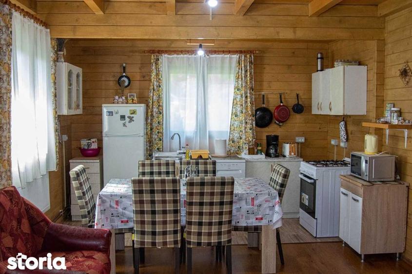 Casă cu 3 camere cu Canalizare în Gura Râului