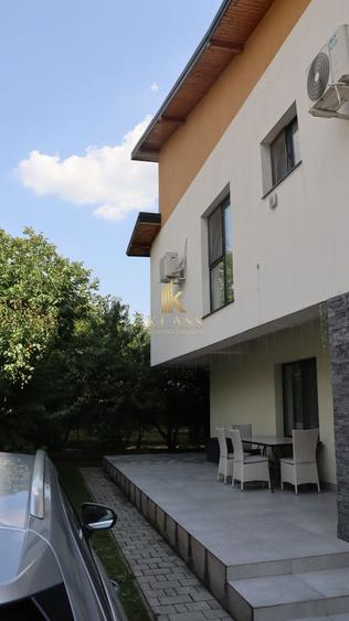 Casă individuală cu 4 camere cu Canalizare în Tunari