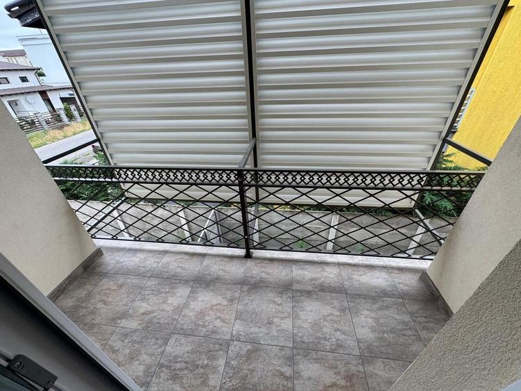 Apartament cu 2 camere decomandat în Girocului