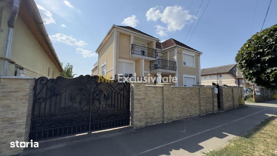 Casă cu 5 camere cu Teren 1010 Mp în Central
