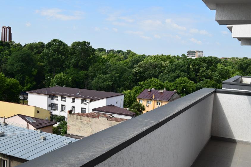 Apartament cu 2 camere semidecomandat în Tineretului