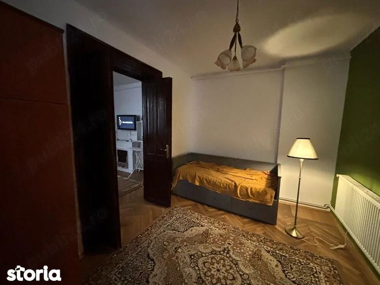 Apartament cu 2 camere nedecomandat în Centrul Civic