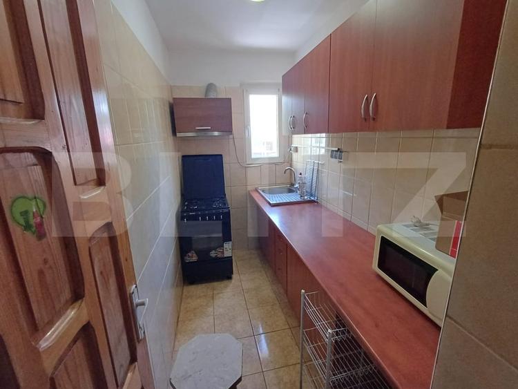 Apartament cu 2 camere decomandat, mobilat în Nicolae Titulescu