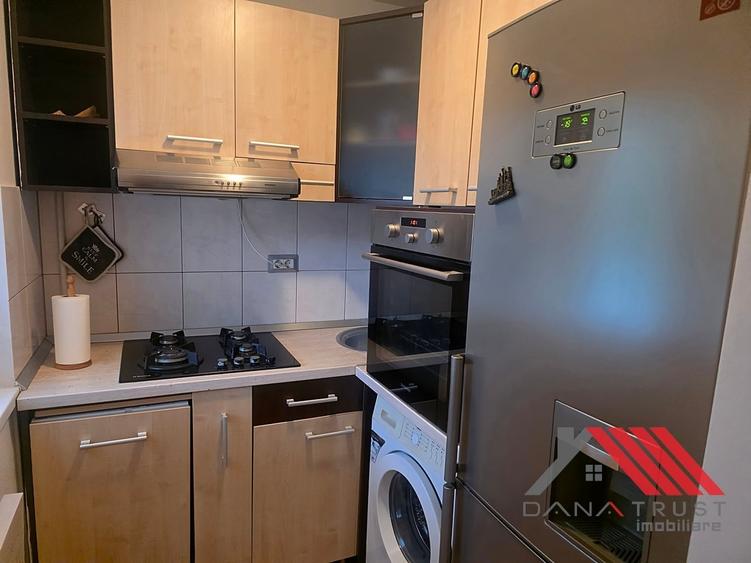 Apartament cu 2 camere semidecomandat, mobilat în Gheorghe Lazăr