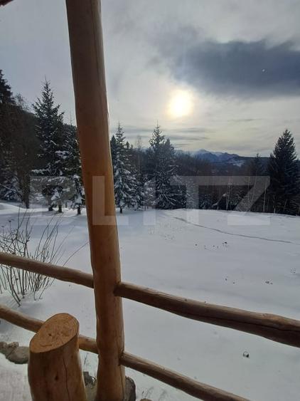 Hotel/Pensiune, de 630 mp, în Vlădeț - Trei Brazi