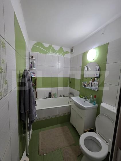 Apartament cu 2 camere, 52 mp, zona Tiglina 3 - 8