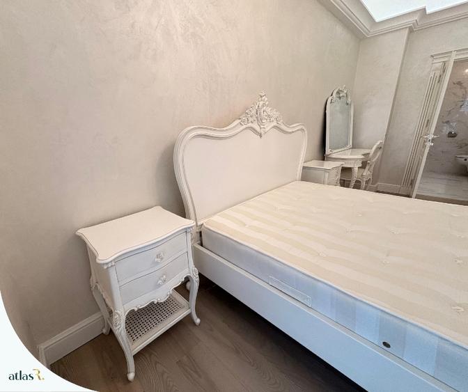 Apartament cu 3 camere decomandat, mobilat în Central