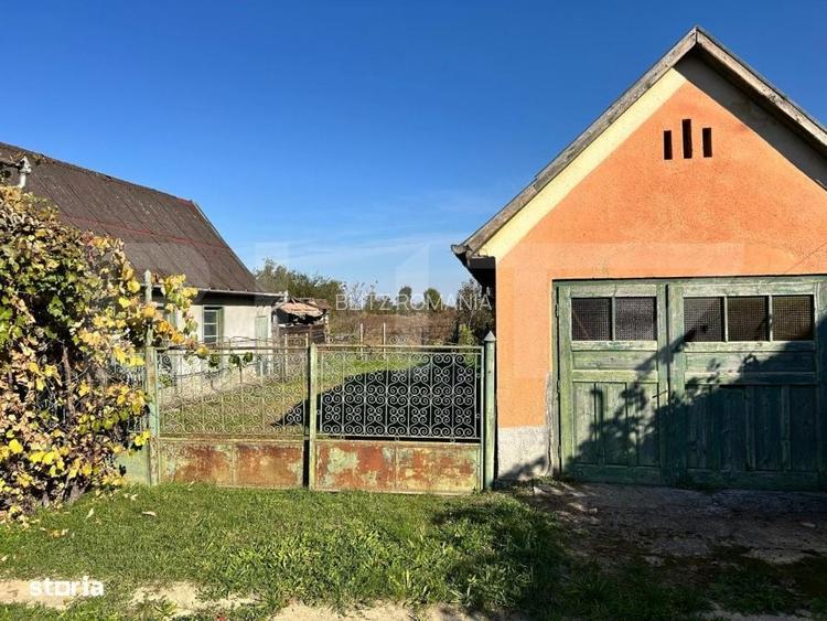 Casa de vanzare in satul Murgesti, comuna Acatari