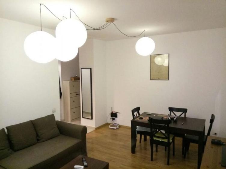 Apartament cu 3 camere decomandat în Bucureștii Noi