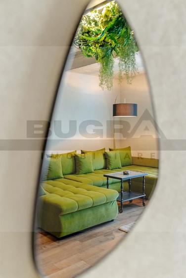 Apartament cu 3 camere semidecomandat, mobilat în Central