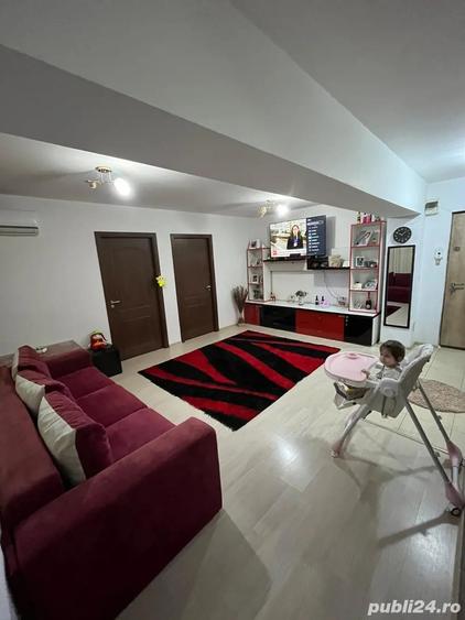 Apartament cu 3 camere nedecomandat în Central