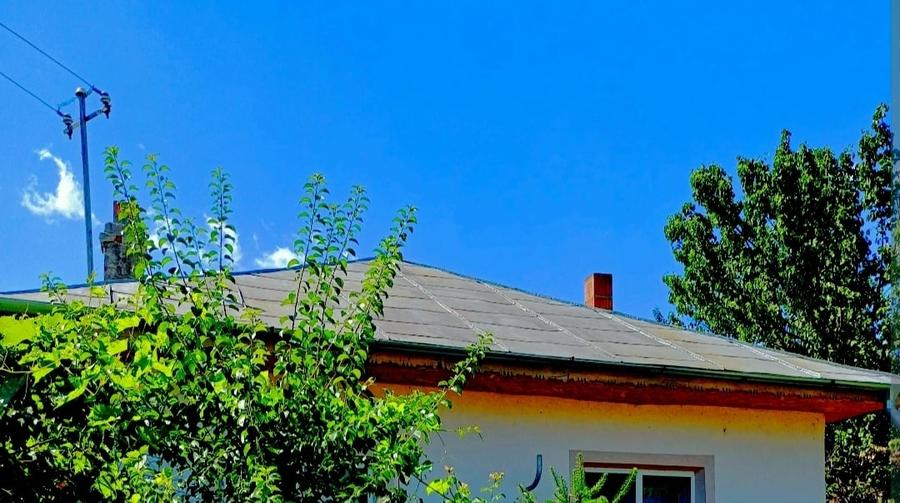 Casă cu 3 camere cu Teren 1000 Mp în Central