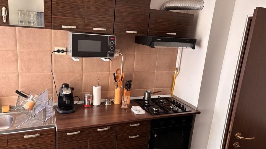 Vand apartament central 2 camere, decomandat - 3