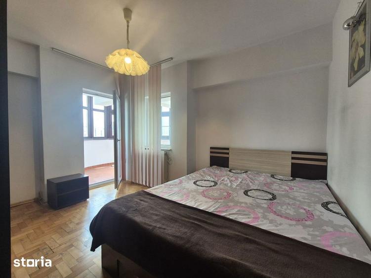 Apartament cu 3 camere decomandat, mobilat în Sud