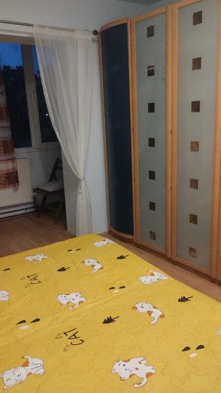 Garsonieră decomandată în Lipovei