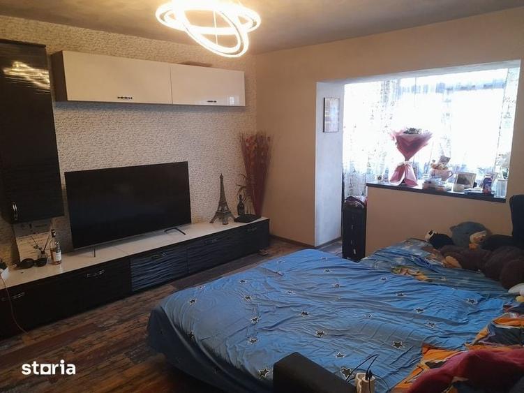 Apartament cu 3 camere decomandat în Burdujeni