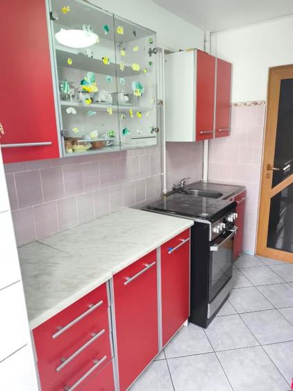 Apartament cu 2 camere decomandat în Hipodrom