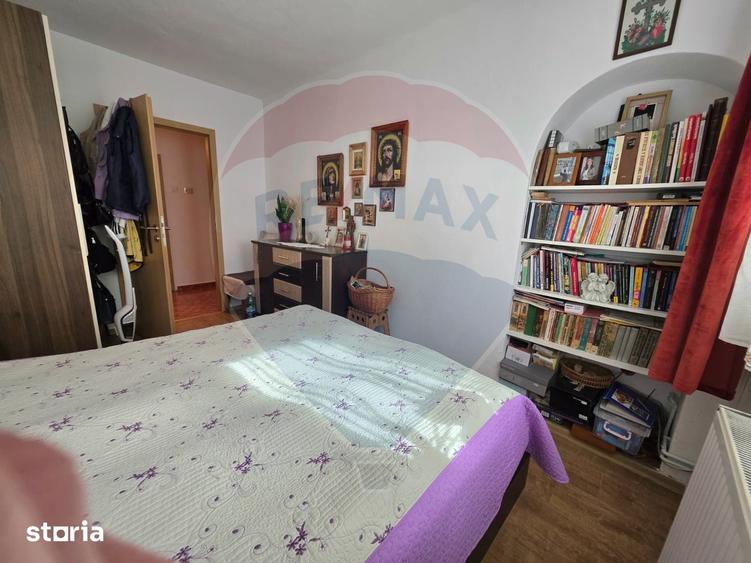Casă cu 3 camere cu Teren 197 Mp în Central