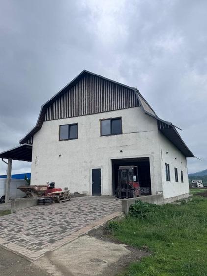 Spațiu comercial, de 240 mp, în Vicovu de Sus