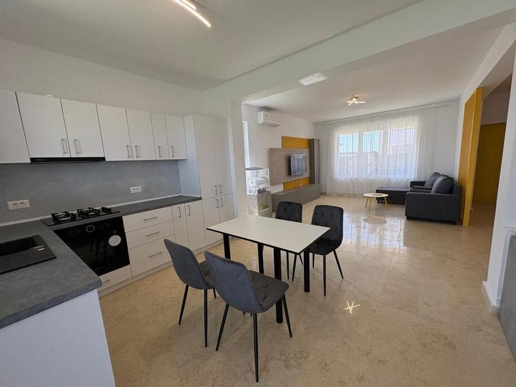 Duplex cu 4 camere cu Canalizare în Berceni