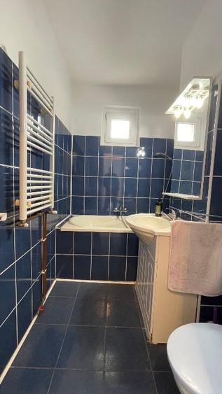 Apartament cu 2 camere decomandat, mobilat în Tractorul