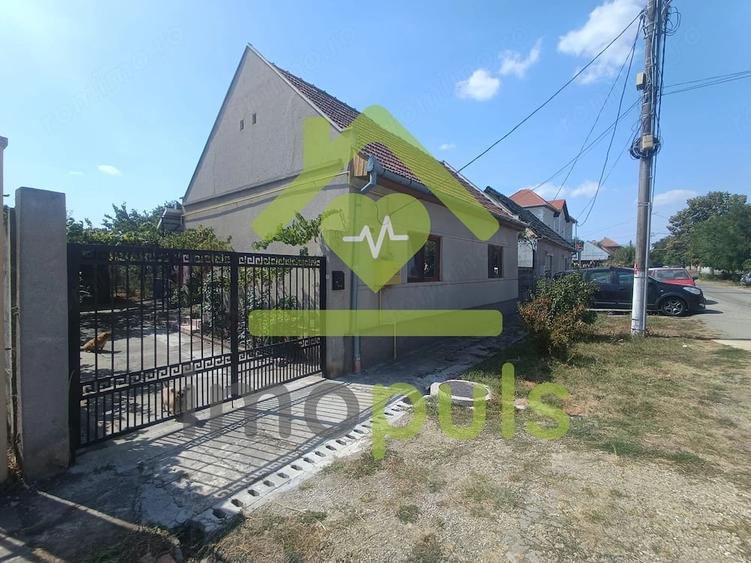 Casă cu 4 camere cu Teren 390 Mp în Vest