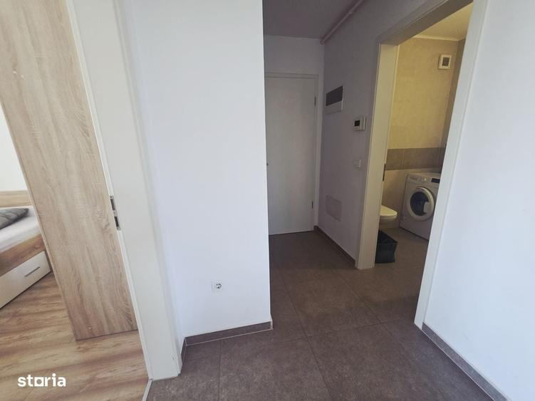 Inchiriez studio complex Kasper Coresi cu boxa si parcare - 9