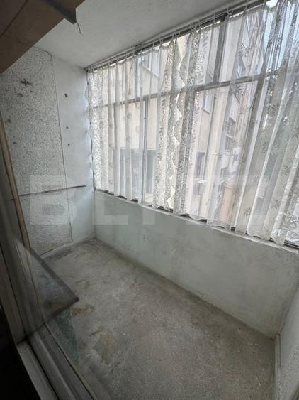 Apartament cu 2 camere semidecomandat în Mihai Eminescu