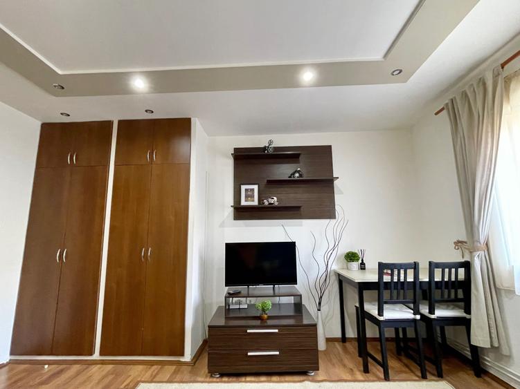 Garsonieră semidecomandată în Complex Studențesc