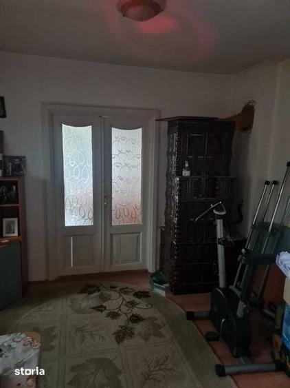 Casă cu 4 camere cu Teren 71 Mp în Rahova