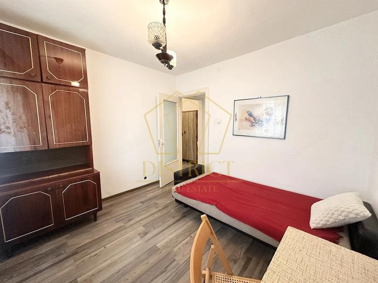 Apartament cu 3 camere decomandat în Complex Studențesc