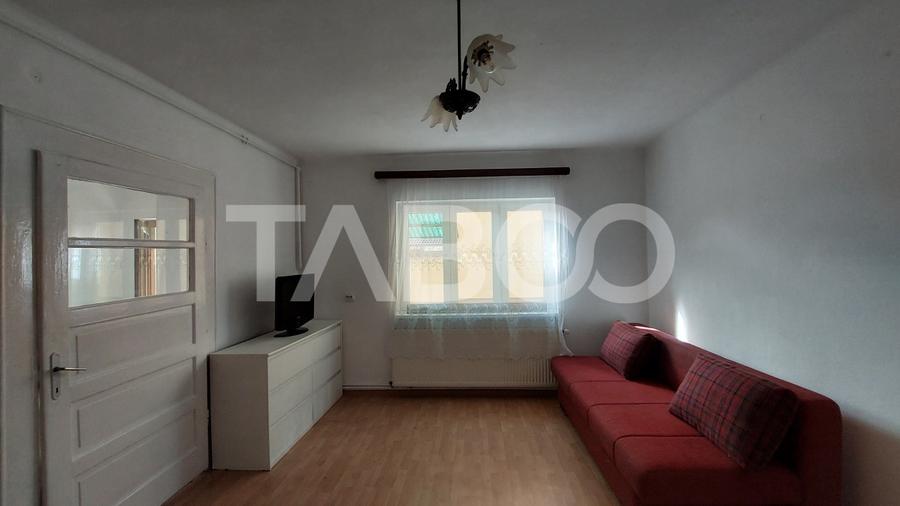 Apartament cu 2 camere decomandat, mobilat în Turnișor