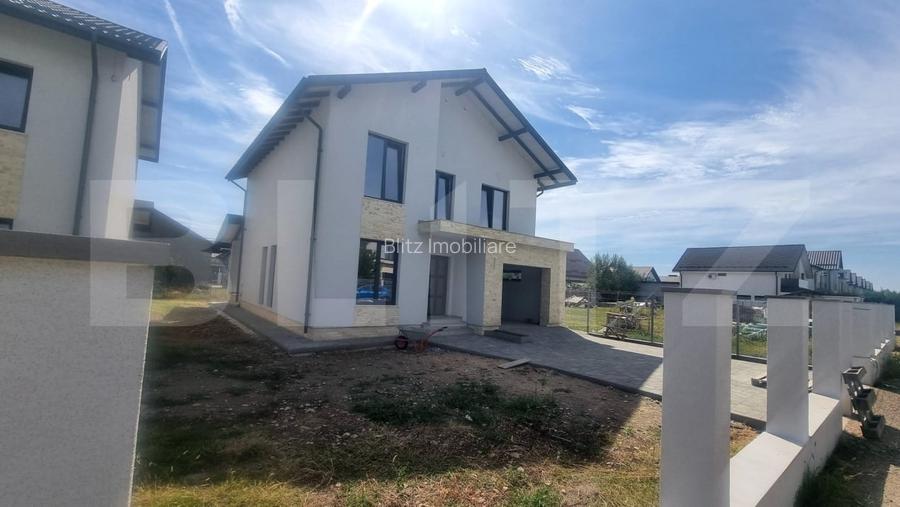 Casa de vanzare, 245 mp, teren 400 mp, zona Strejnicu