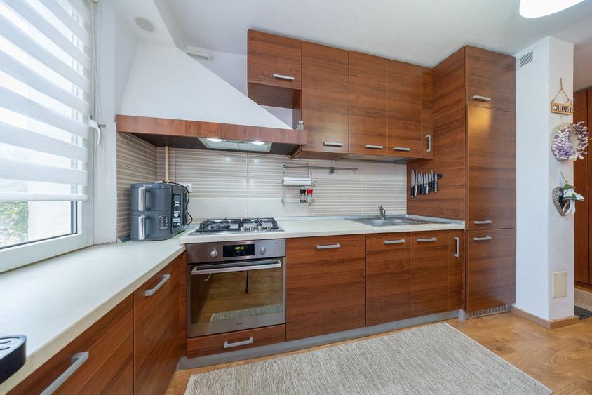Apartament cu 2 camere decomandat în Drumul Carului