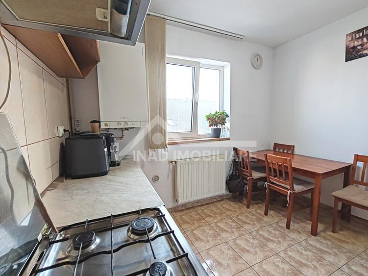 Apartament cu o cameră, 35 mp+balcon, parcare, Zorilor Str. Viilor - 10
