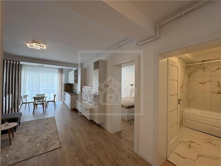 Apartament cu 2 camere decomandat în Exterior Vest
