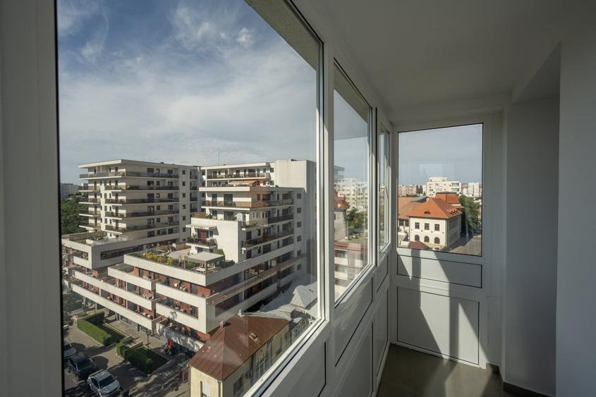 Apartament cu 2 camere decomandat în Banu Manta
