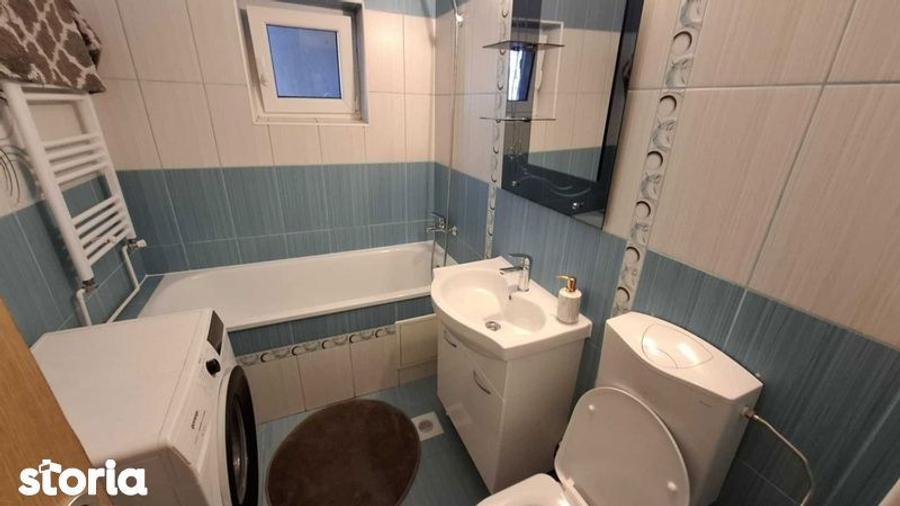 Apartament cu 2 camere decomandat în Nicolina
