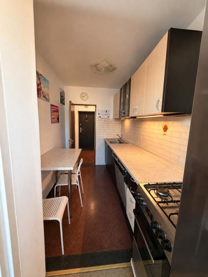 Apartament cu 2 camere semidecomandat, mobilat în Dorobanți